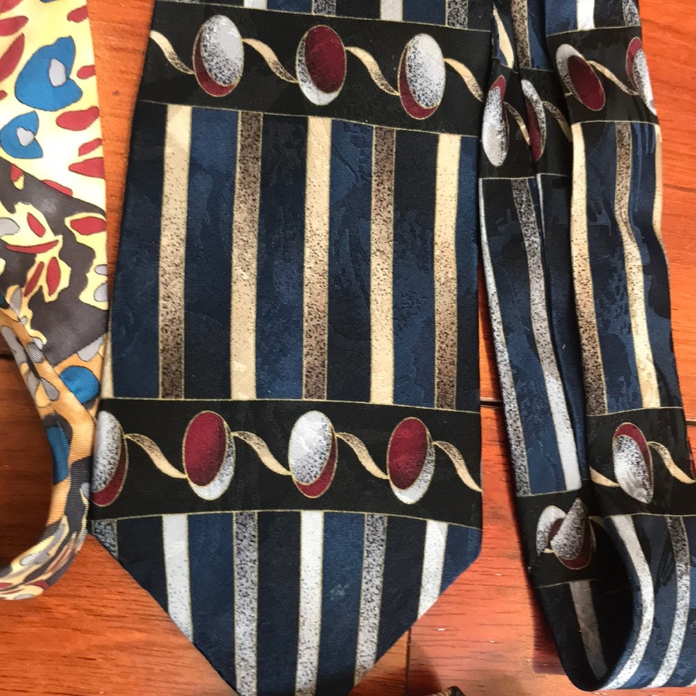 Set of All Silk Ties - Picture 9 of 11